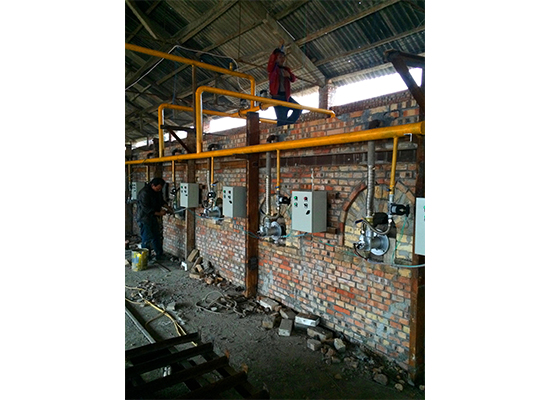 新建耐火磚窯及燃控系統(tǒng)施工中